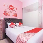 Hotel O Juanda Near Terminal International Juanda