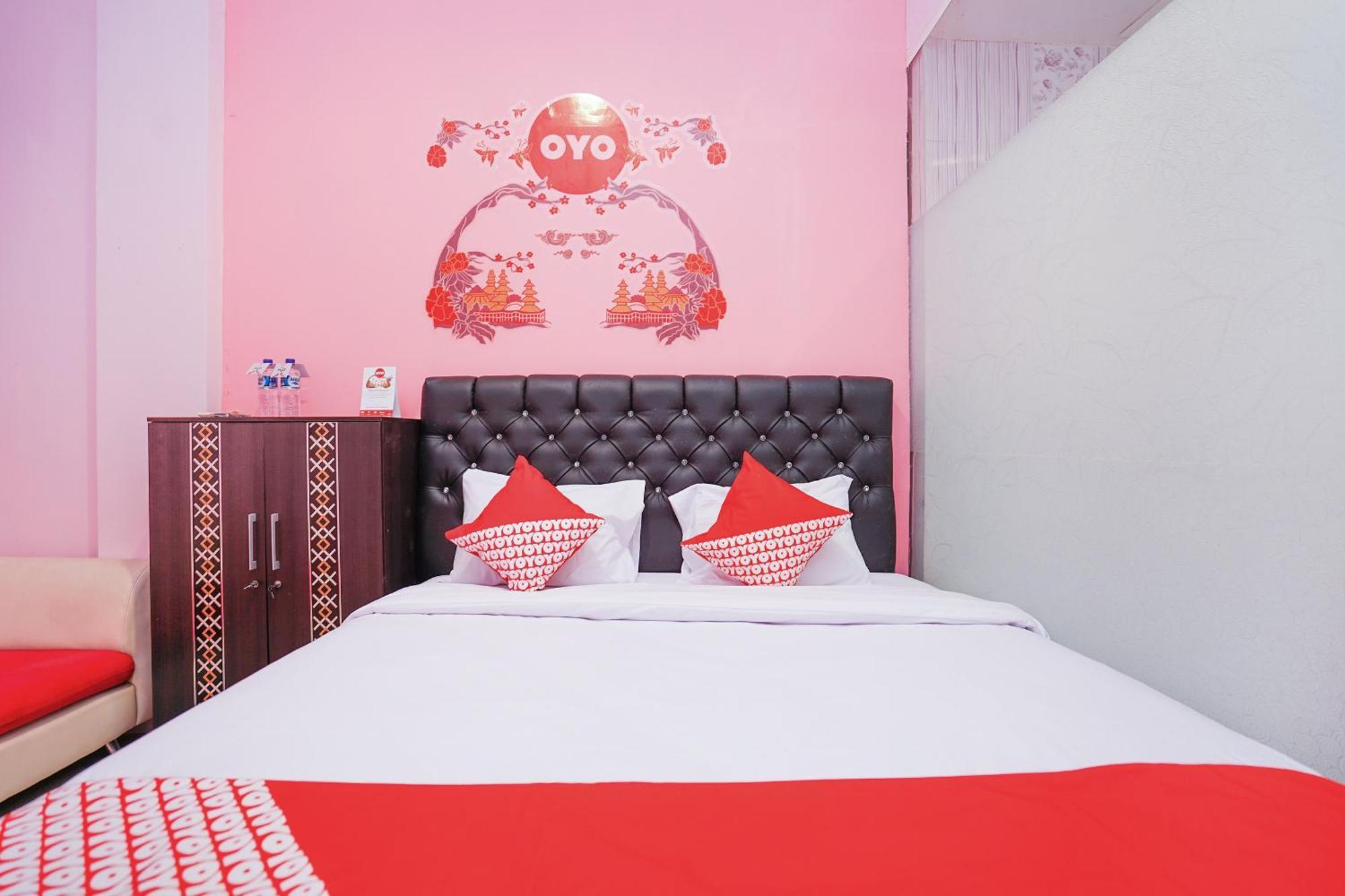 Hotel O Juanda Near Terminal International Juanda 3*